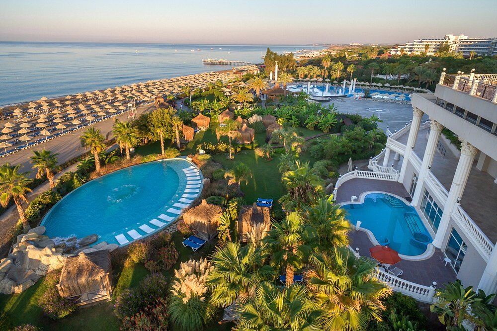 Starlight Resort Hotel