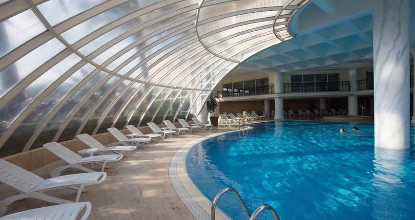 Starlight Resort Hotel